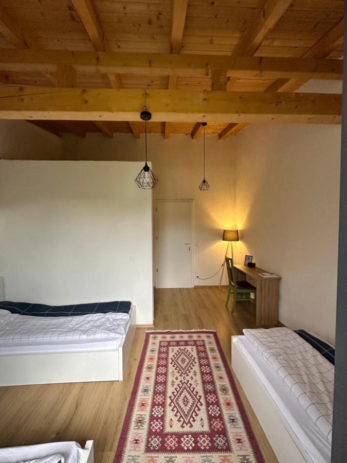 Bora Hotel Peje Bagian luar foto